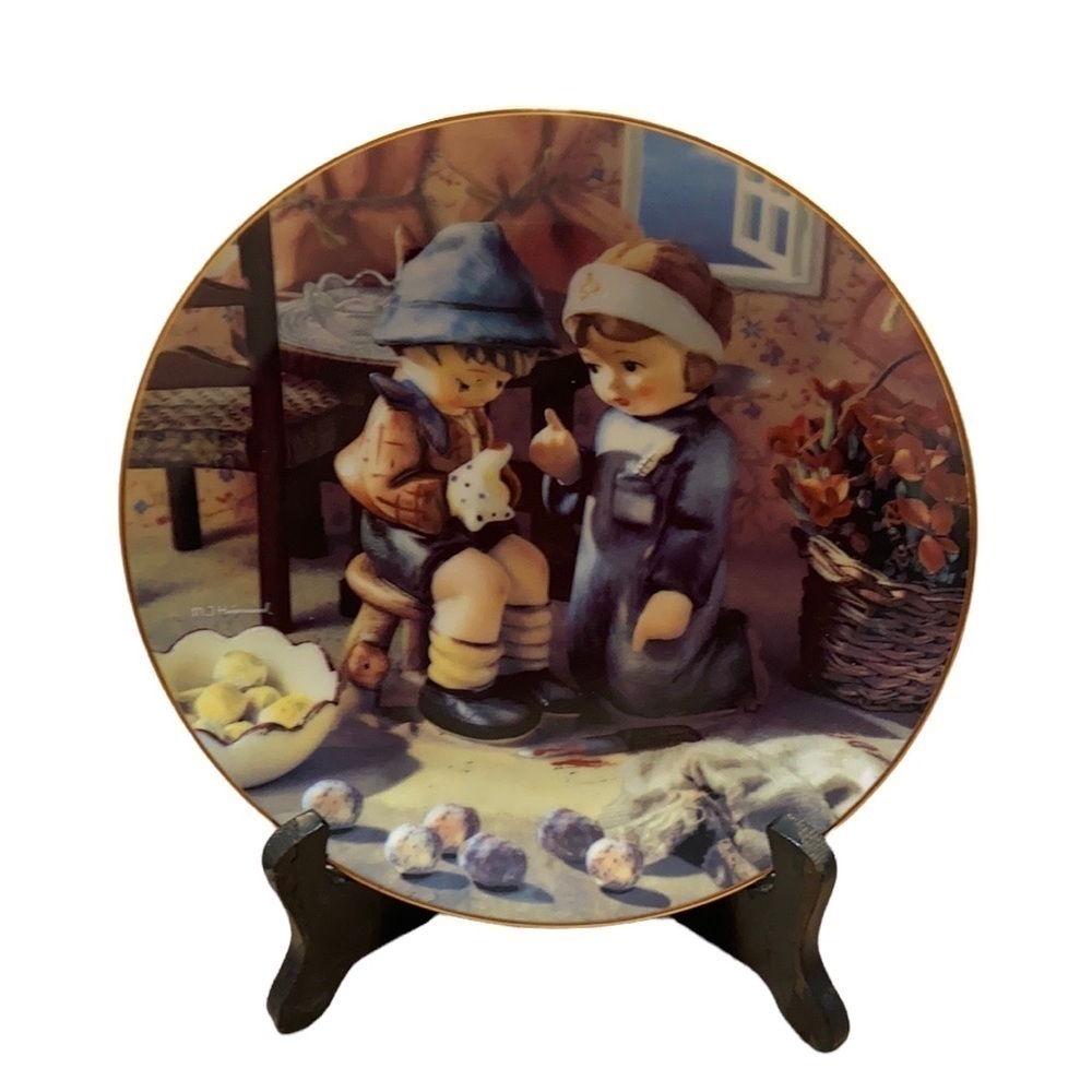 Hummel Danbury Mint Little Companions Plate “Tender Loving Care” Collection
